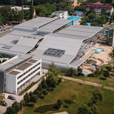 Aqua Hotel Kecskemét