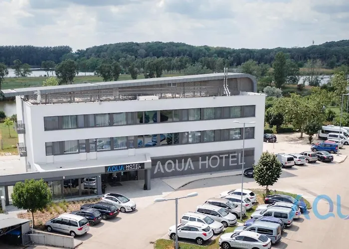Отель Aqua